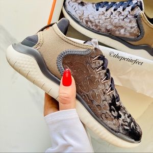 NWT Nike Free Rn WILD VELVET